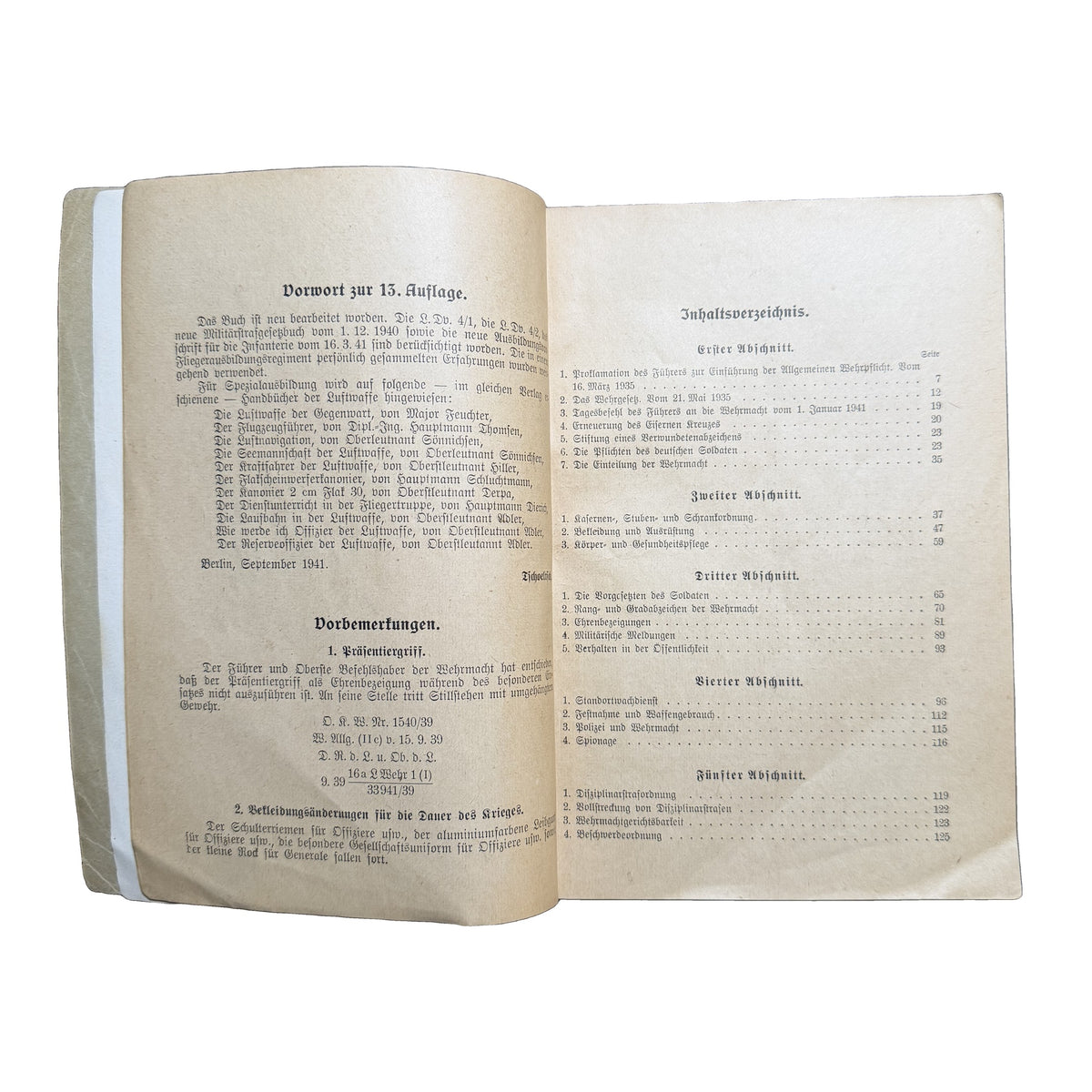 Der Dienstunterricht in der Luftwaffe ("Service Instruction in the Luftwaffe") — Generalmajor Ehrenfried Tschoeltsch (E. S. Mittler & Sohn, Berlin, 1941)